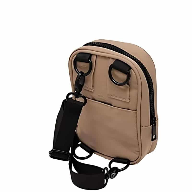 Flat fanny pack profile