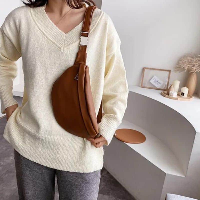 Durable women's bronze fanny pack