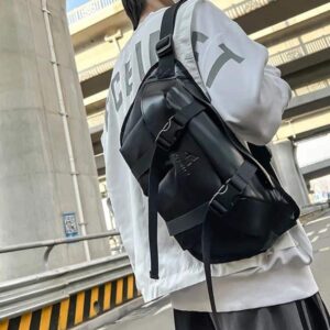 Women's travel fanny pack