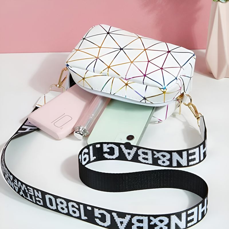 Pretty women's fanny pack design