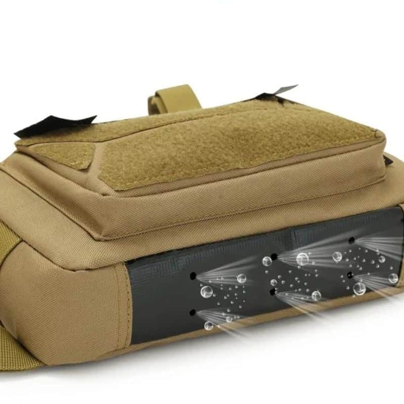 Practical men's small fabric fanny pack with suspender