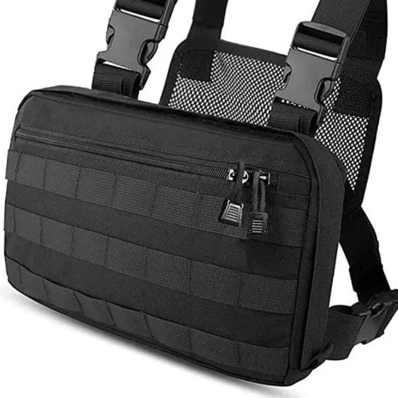 fanny pack with harness design