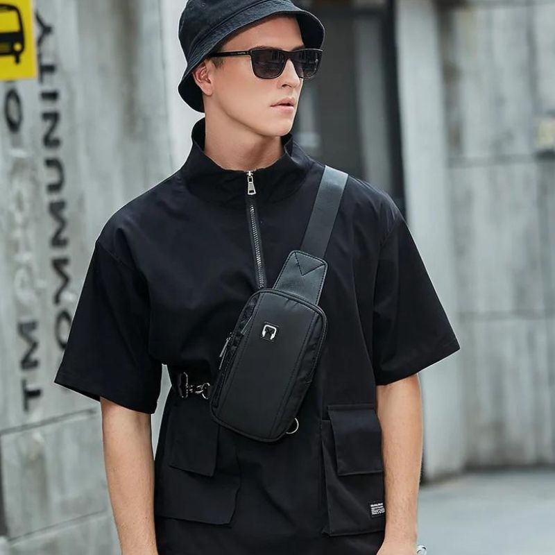 Nice men's crossbody fanny pack
