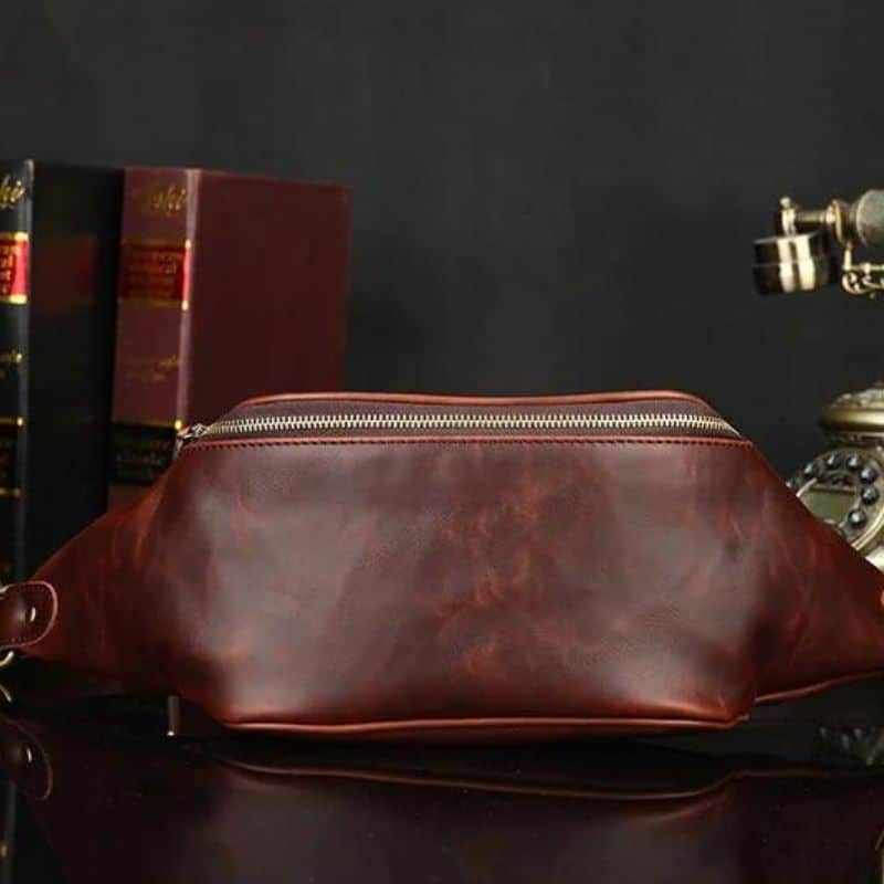 Men's burgundy fanny pack