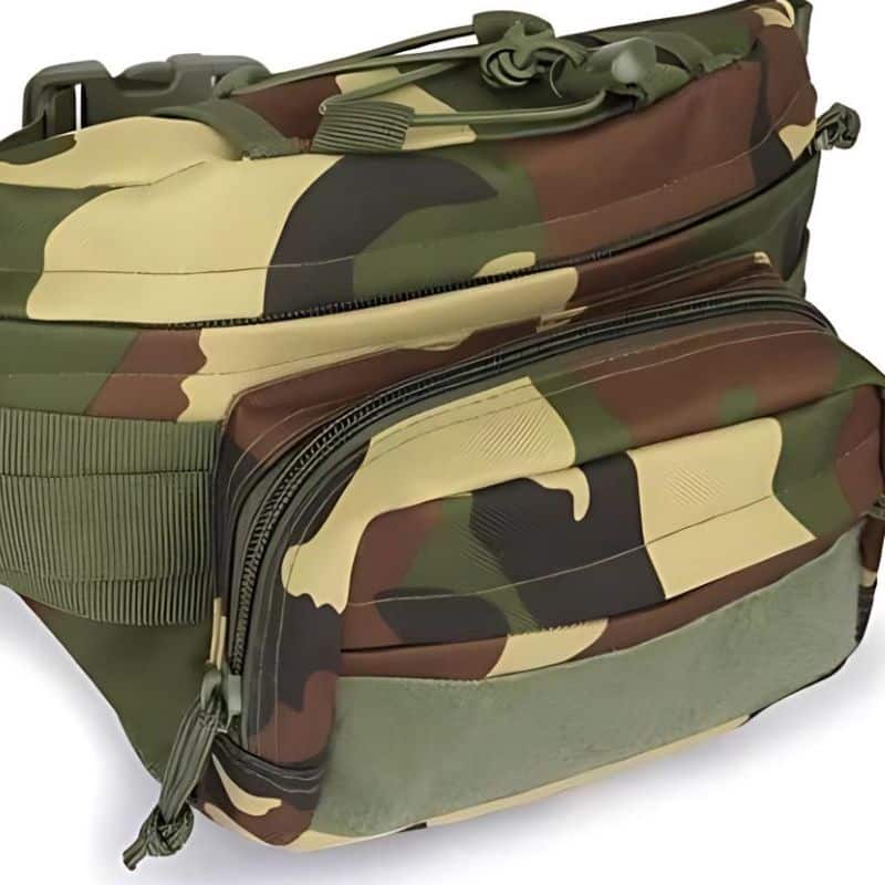 Pretty camouflage fanny pack