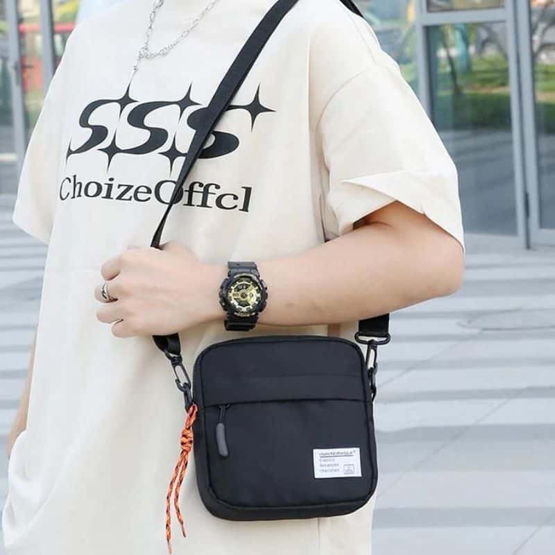 Pretty men's square fanny pack
