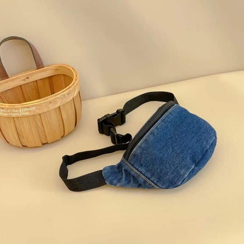 Blue kids fanny pack design
