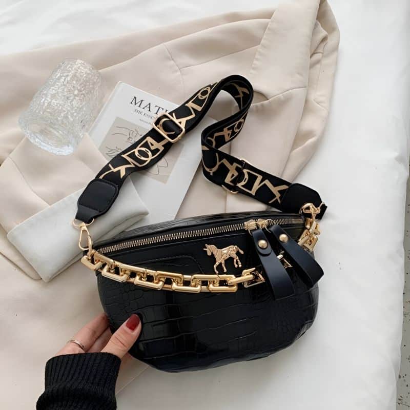 Chunky chain fanny pack