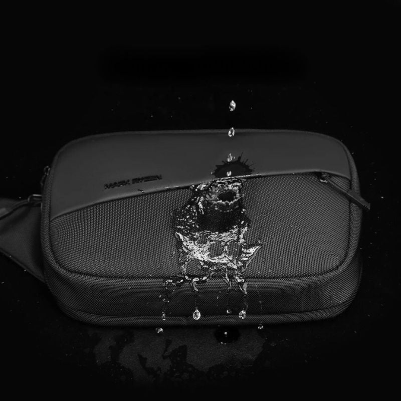 Men's fanny pack with a pretty look