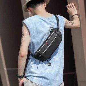 Men's three-pocket nylon fanny pack