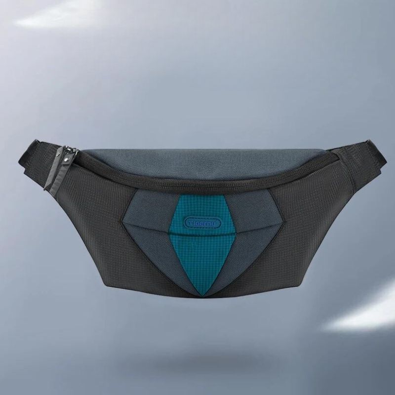 Travel fanny pack