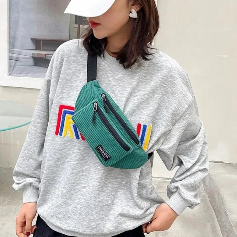 Pretty green velvet fanny pack